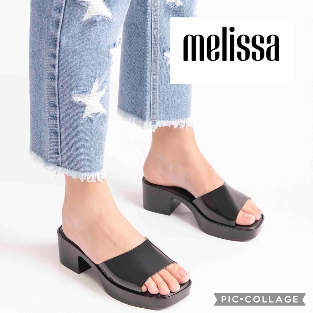 Melissa Shape Slide Sandal {Black} 8